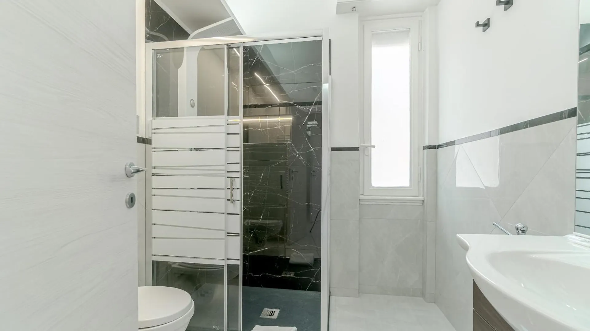 Apartment Ligurian Vacation! Rapallo Functional Flat Italy